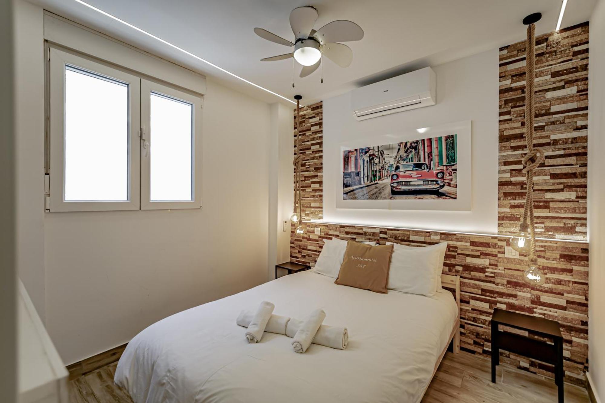 Apartamentos Santiago Cordero 马德里 外观 照片